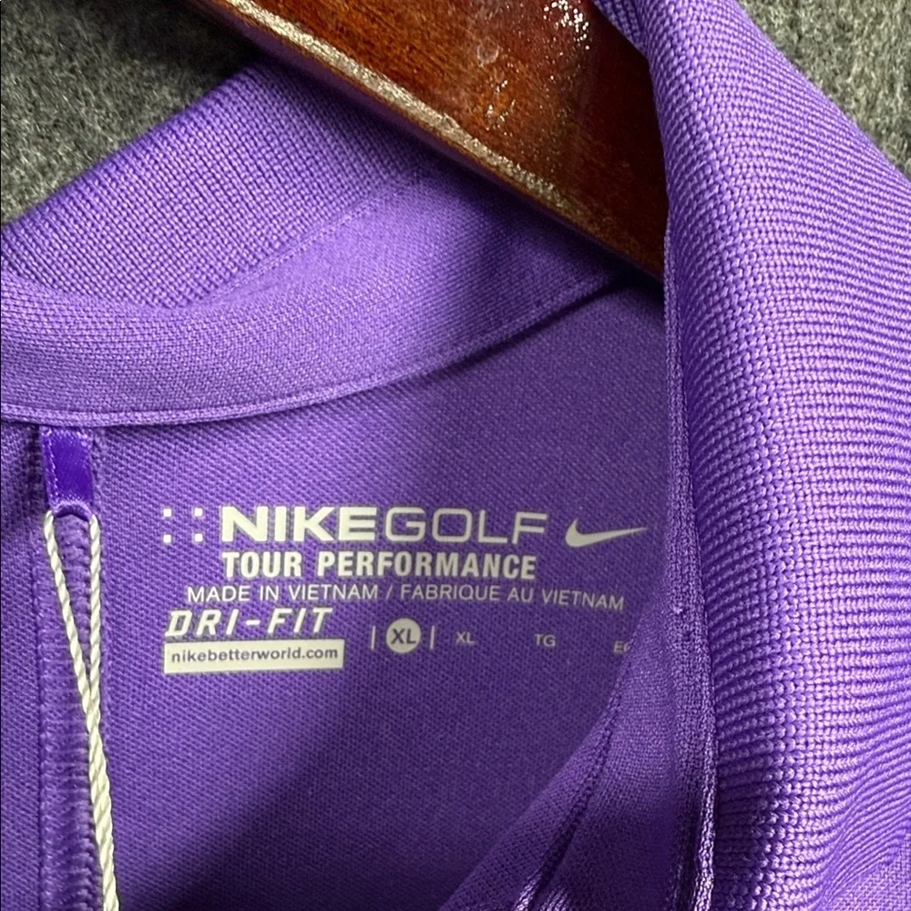 Nike Women's Vibrant Purple Sleeveless Top